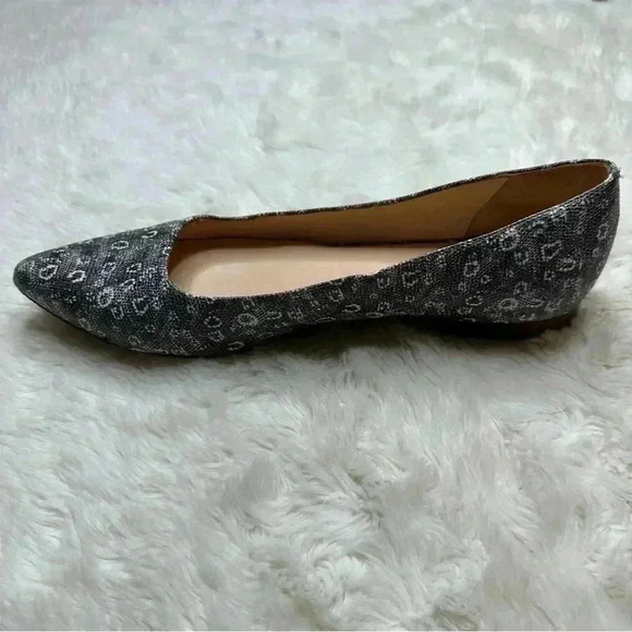 Cole Haan  Flats Pointed Toe Lizard Print Black & White Size 9.5B - Picture 13 of 14